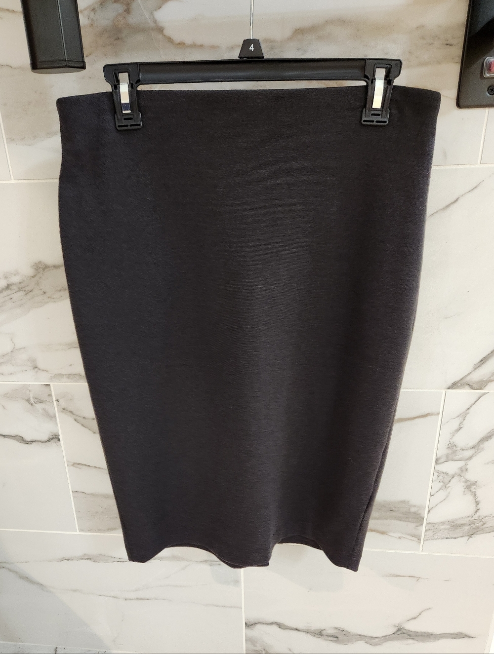 PHILOSOPHY Charcoal Grey Pencil Skirt with Clean Silhouette
